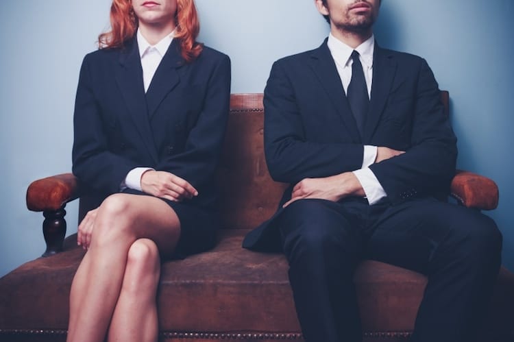 Divorce par consentement mutuel sans juge en France : procédure pour les expatriés aux EAU !