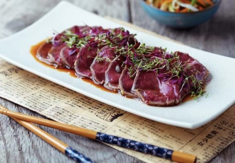  Cuisinez japonais à Dubai avec la recette du boeuf tataki !