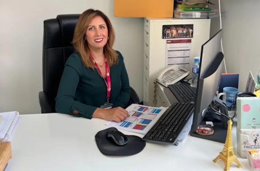 Sacha arafeh directrice de l'école maternelle le petit poucet