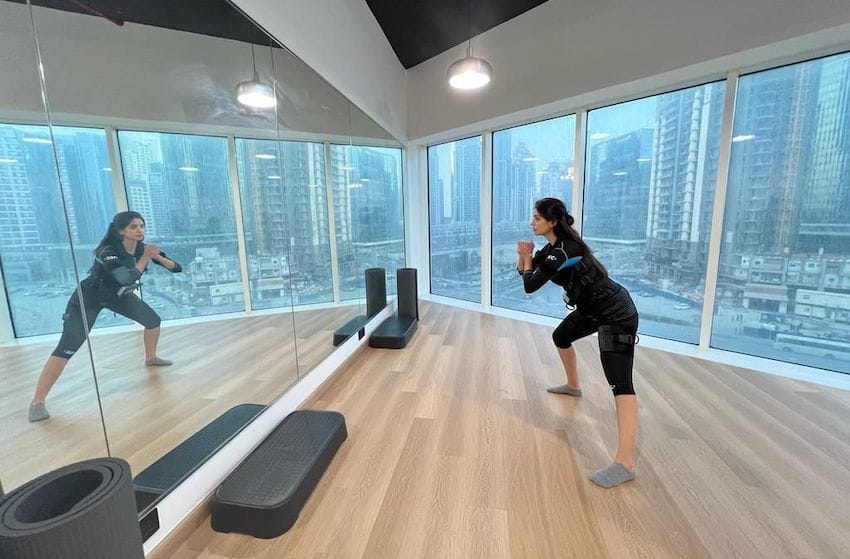 L’EMS à Dubai ou comment pratiquer l’équivalent de 4h de sport en seulement 20 minutes au studio MyoTec !