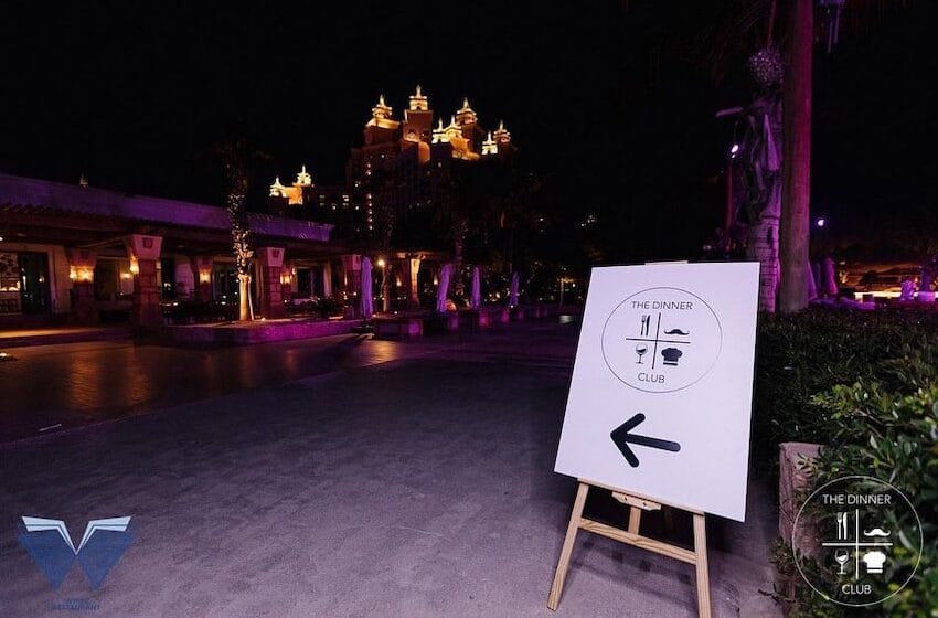 white-restaurant-atlantis-the-palm