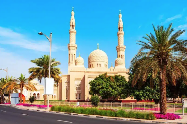 mosque-jumeirah-1-les-quartiers-de-dubai