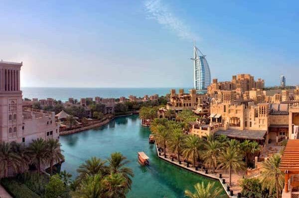 madinat-jumeirah-burj-al-arab-view-umm-suqeim