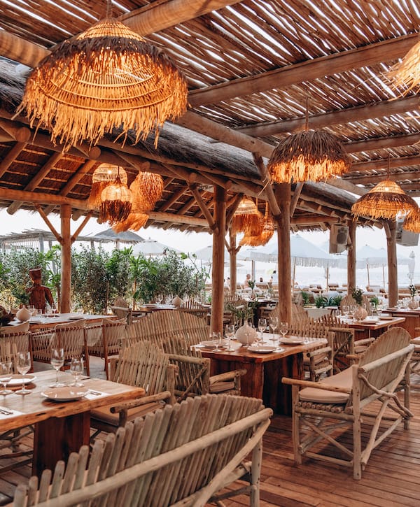 restaurant de plage Lumi Beach