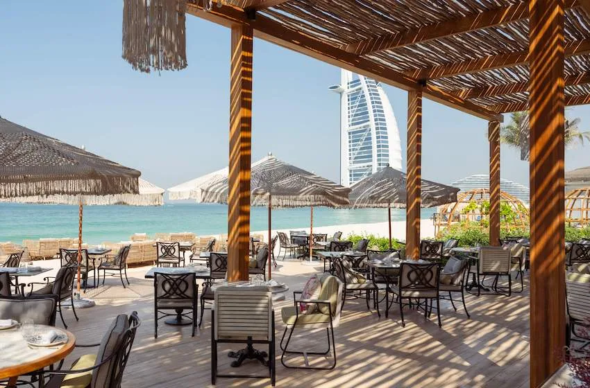 restaurant french Riviera beach au jumeirah al qasr
