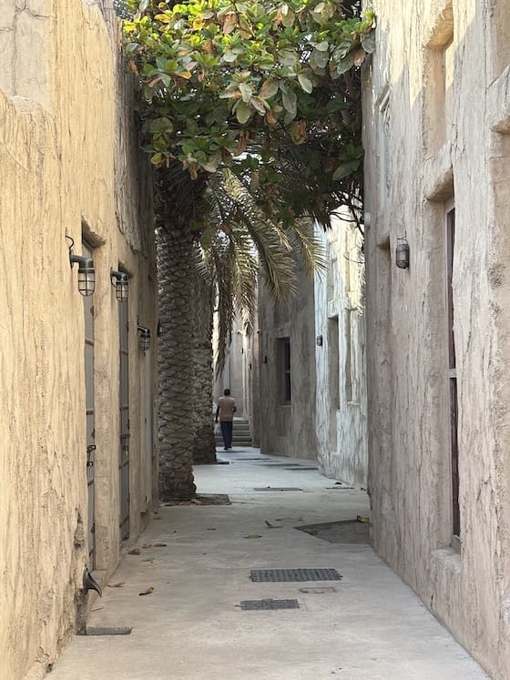 petite rue typique dubai
