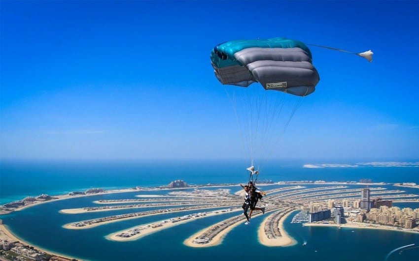 Sky dive dubai palm jumeirah