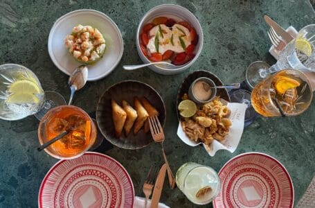 brunch ninive beach dubai