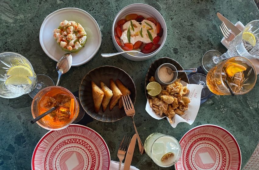 brunch ninive beach dubai