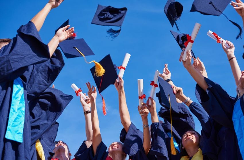 Choisir ses études après le bac : parcours et témoignages d’étudiants