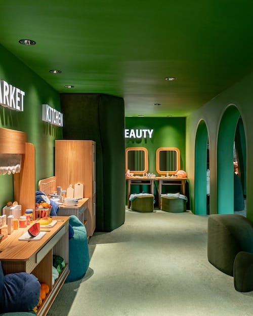 café avec espace enfant à dubai