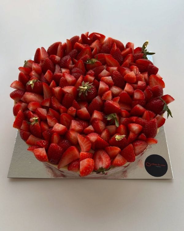 fraisier choux de coeur dubai