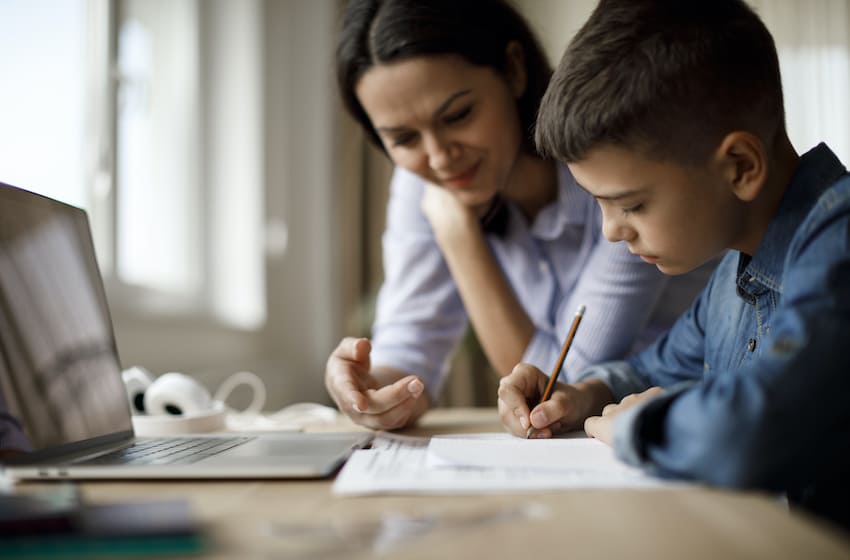 école à la maison avec Axiom