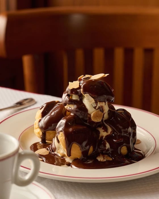 profiteroles