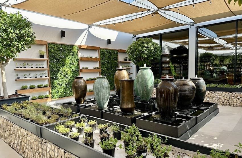 matériel de jardinage à Dubai